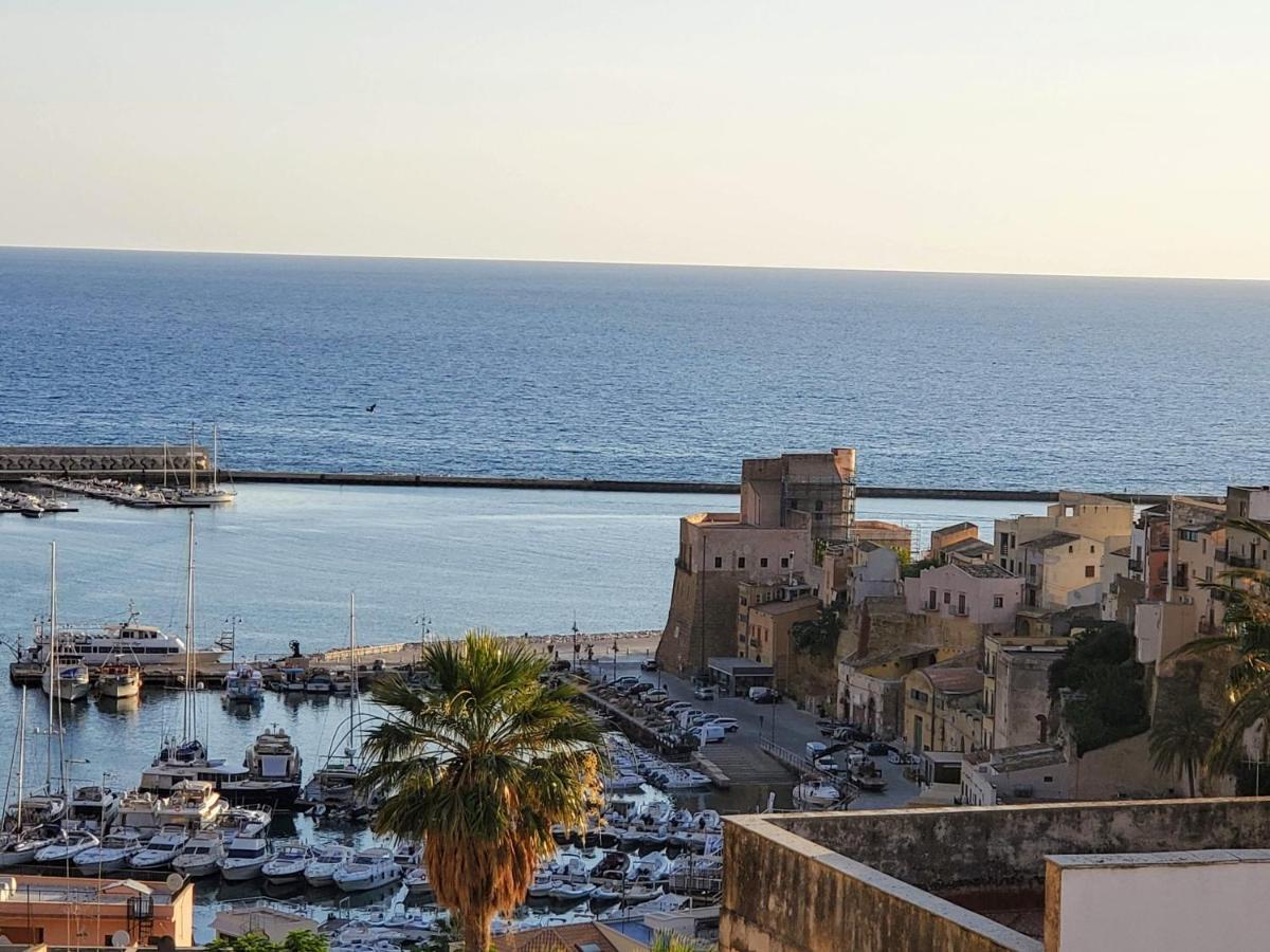 Ferienwohnung Palazzo Del Golfo Penthouse Castellammare del Golfo Exterior foto