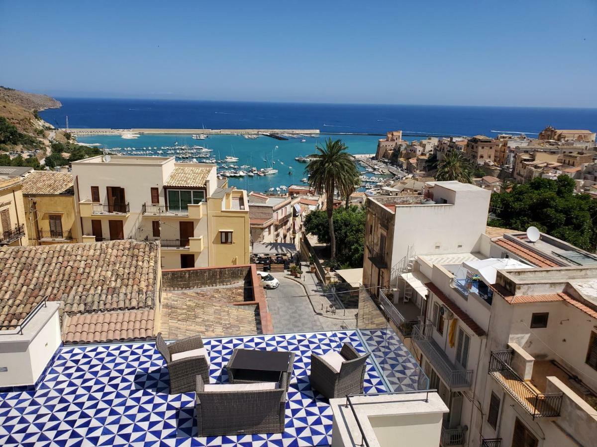 Ferienwohnung Palazzo Del Golfo Penthouse Castellammare del Golfo Exterior foto